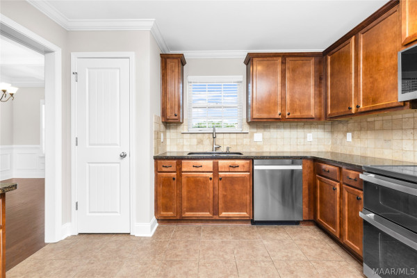 1500 BON TERRE Boulevard