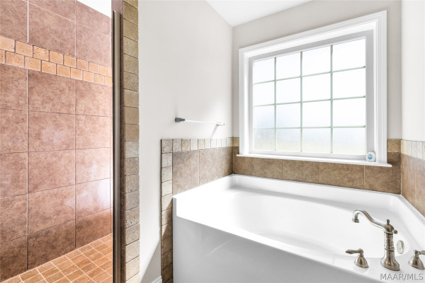 1500 BON TERRE Boulevard