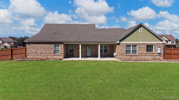 1500 BON TERRE Boulevard