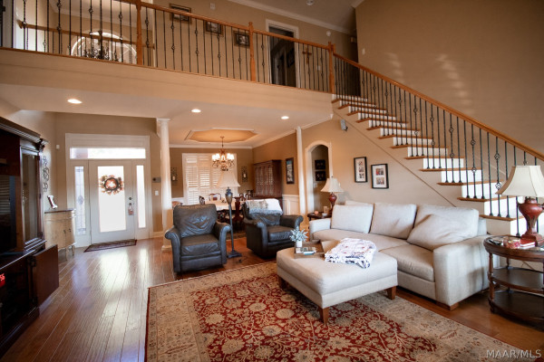 1107 LAUREL BROOK Lane