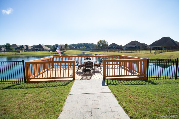 1107 LAUREL BROOK Lane