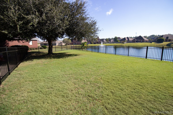 1107 LAUREL BROOK Lane