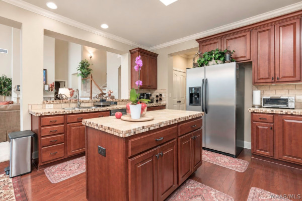 8937 Crescent Lodge Drive