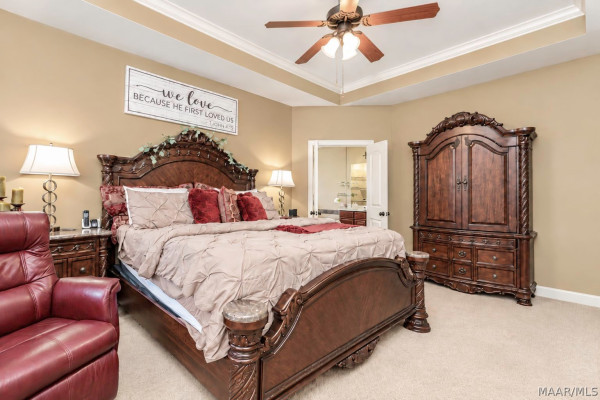 8937 Crescent Lodge Drive