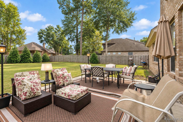 8937 Crescent Lodge Drive