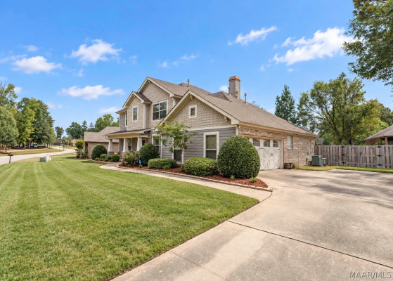 8937 Crescent Lodge Drive