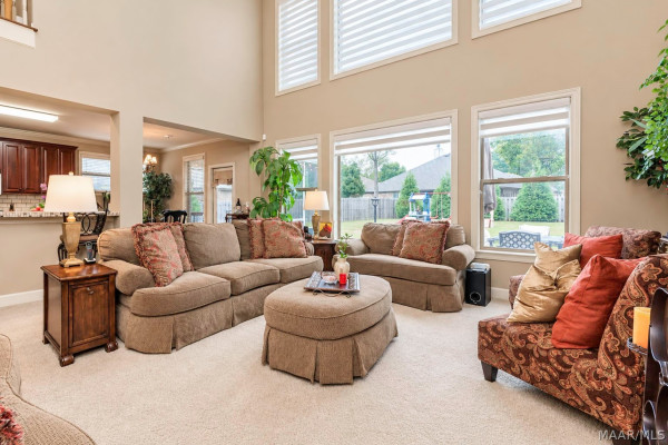 8937 Crescent Lodge Drive