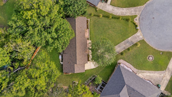 6113 HELGA Place