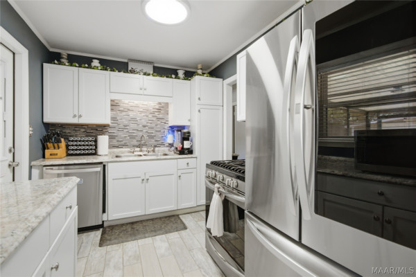 3622 Loxley Lane