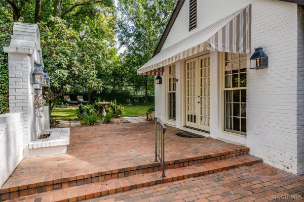 649 Cloverdale Road