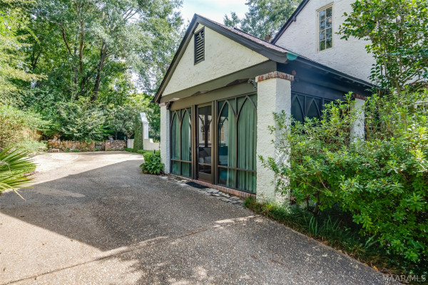 649 Cloverdale Road