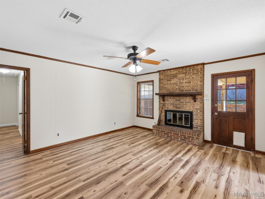 512 Lynnhurst Court