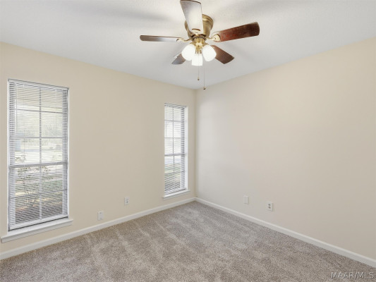 512 Lynnhurst Court