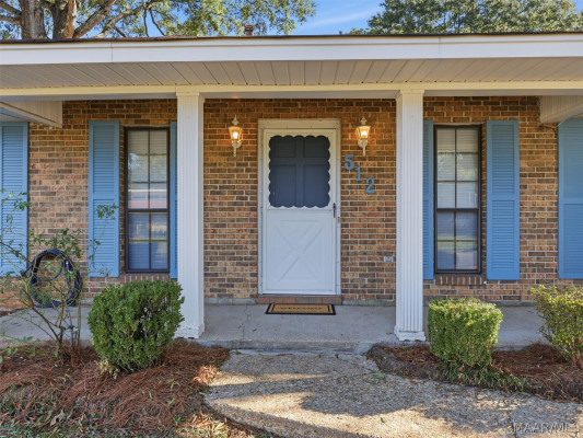 512 Lynnhurst Court