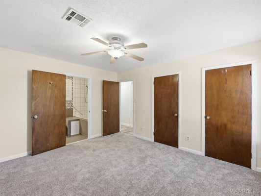 512 Lynnhurst Court