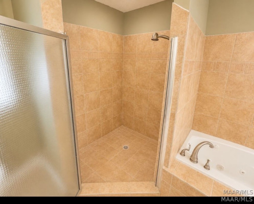 1004 Countryside Lane