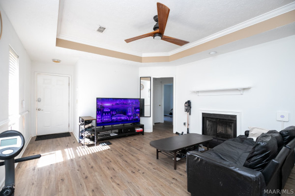 8209 ROYAL OAK Drive