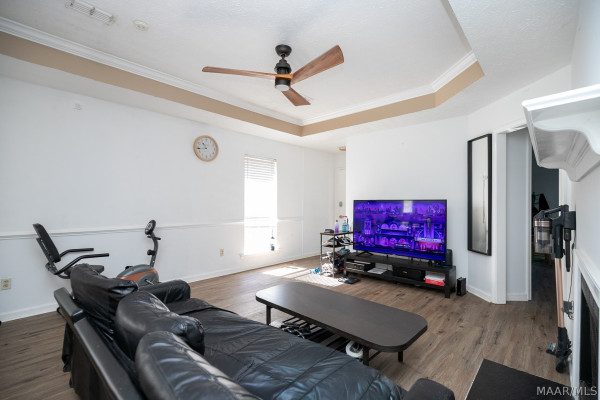 8209 ROYAL OAK Drive