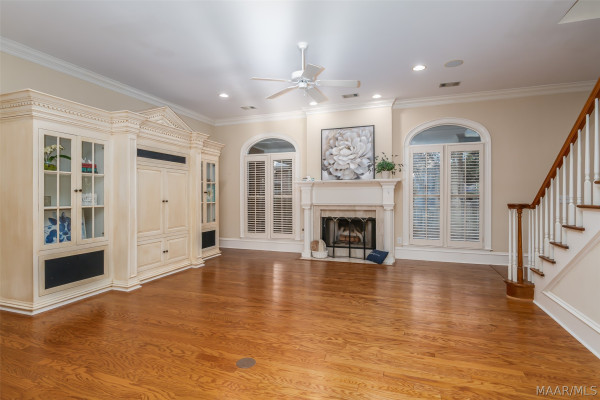 7512 WYNFORD Circle