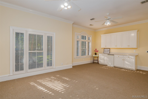 7512 WYNFORD Circle