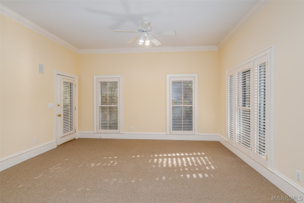 7512 WYNFORD Circle