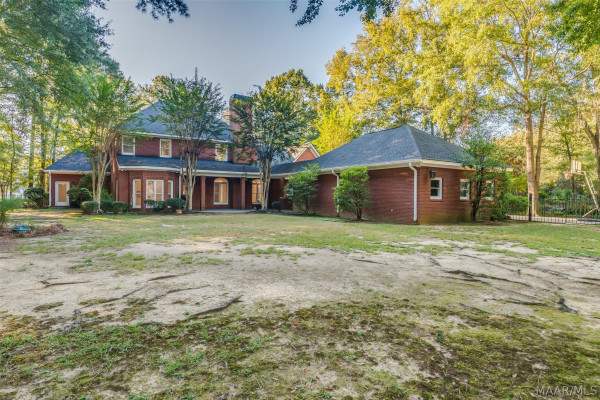 7512 WYNFORD Circle