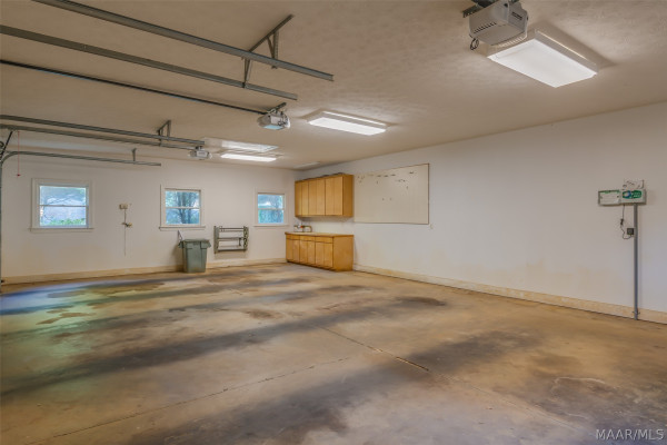 7512 WYNFORD Circle