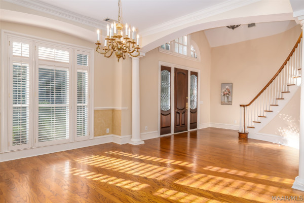 7512 WYNFORD Circle