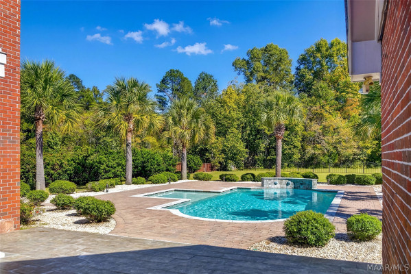 664 Towne Lake Drive