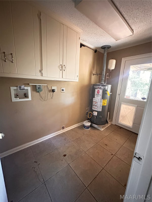 3033 Willow Lane Drive