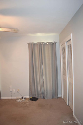 512 BELLEHURST Drive