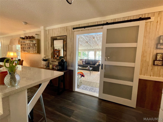 145 MOUNTAIN Road