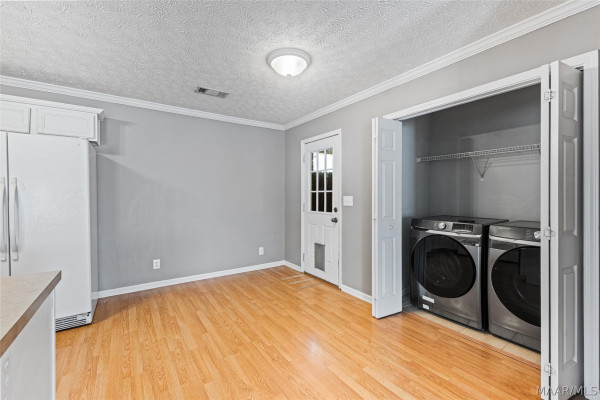 186 Ridgeview Drive