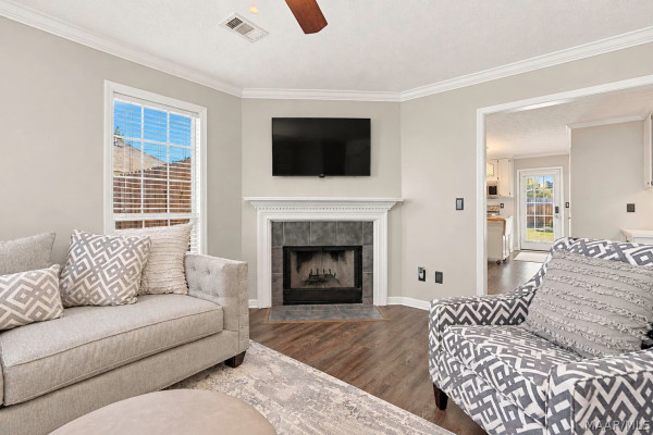 8924 Asheville Drive
