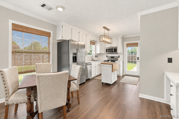 8924 Asheville Drive