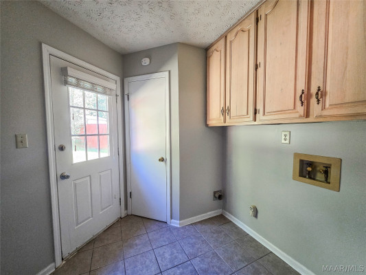 7525 Copperfield Drive