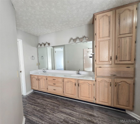 7525 Copperfield Drive