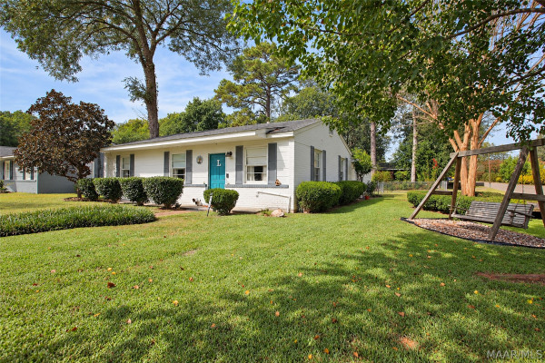 989 Newton Street