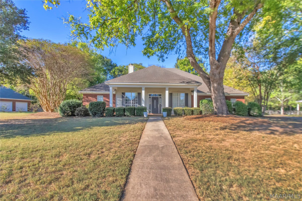 53 Meadow Wood .