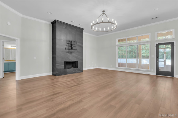 53 Meadow Wood .