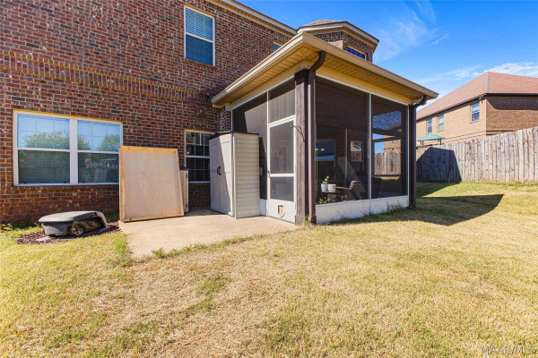 212 KENDRICK Way