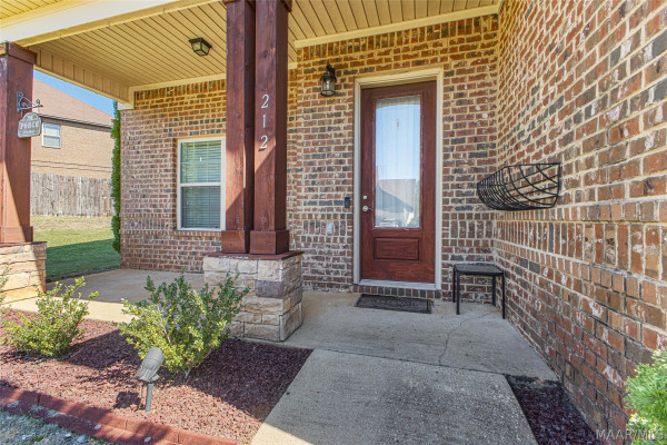 212 KENDRICK Way