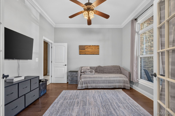 406 Clear Creek View