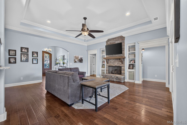 406 Clear Creek View