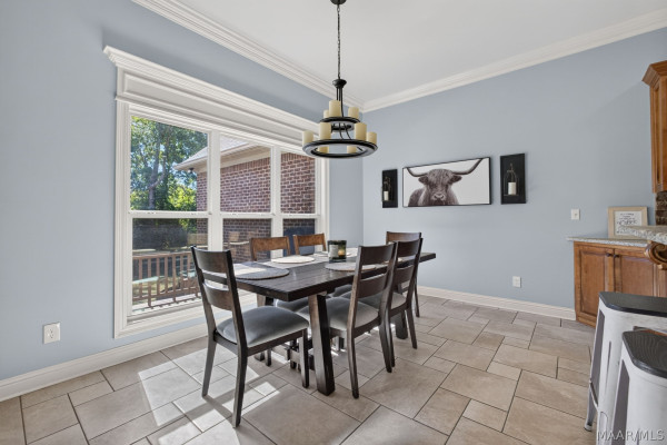 406 Clear Creek View
