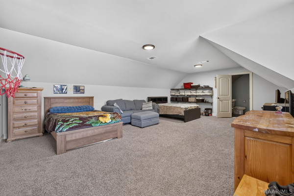406 Clear Creek View