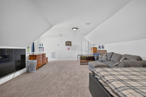 406 Clear Creek View