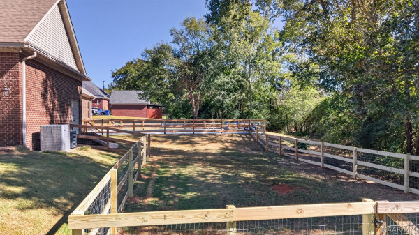 406 Clear Creek View