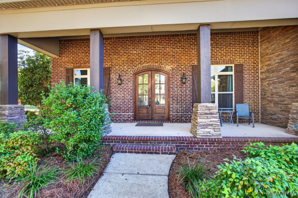 406 Clear Creek View