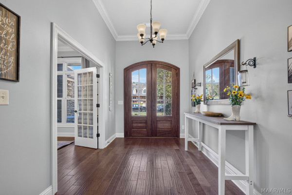 406 Clear Creek View